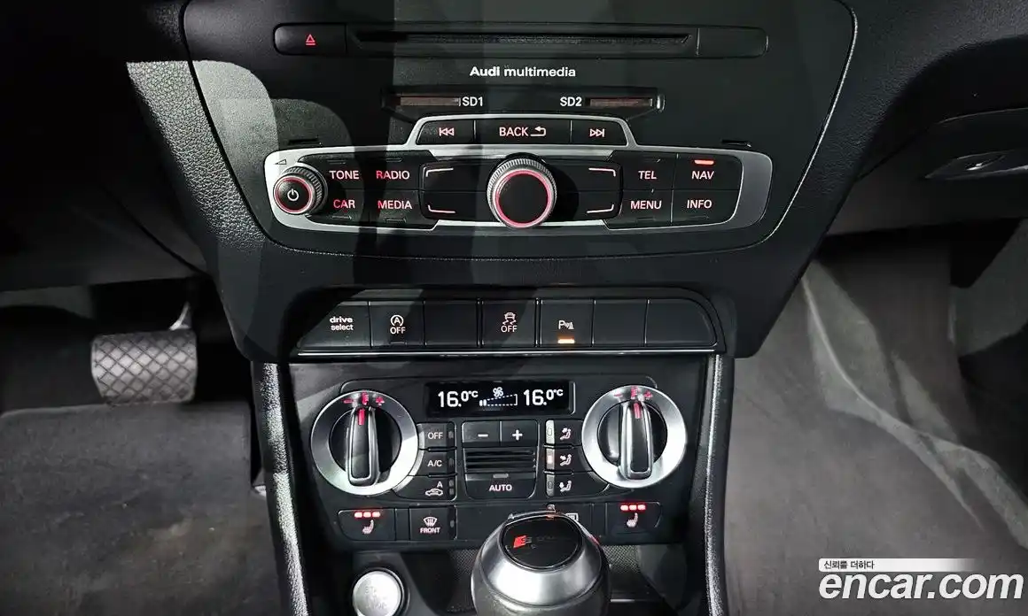 Audi Q3 2015 2.0 гидро в Москве № 196396, фото 17