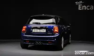 Mini Cooper 2017 2.0 гидро в Москве № 198353, миниатюра 4