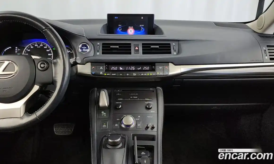 Lexus CT200h 2017 1.8 гидро в Москве № 198792, фото 14