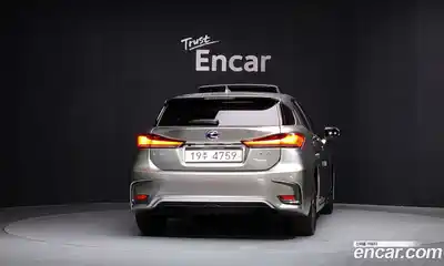 Lexus CT200h 2017 1.8 гидро в Москве № 198792, миниатюра 4