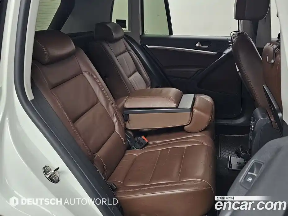 Volkswagen Tiguan 2012 2.0 гидро в Москве № 199331, фото 12