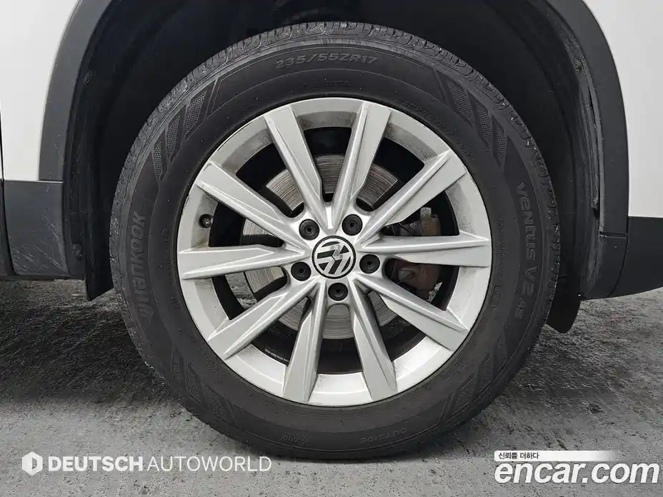 Volkswagen Tiguan 2012 2.0 гидро в Москве № 199331, фото 5