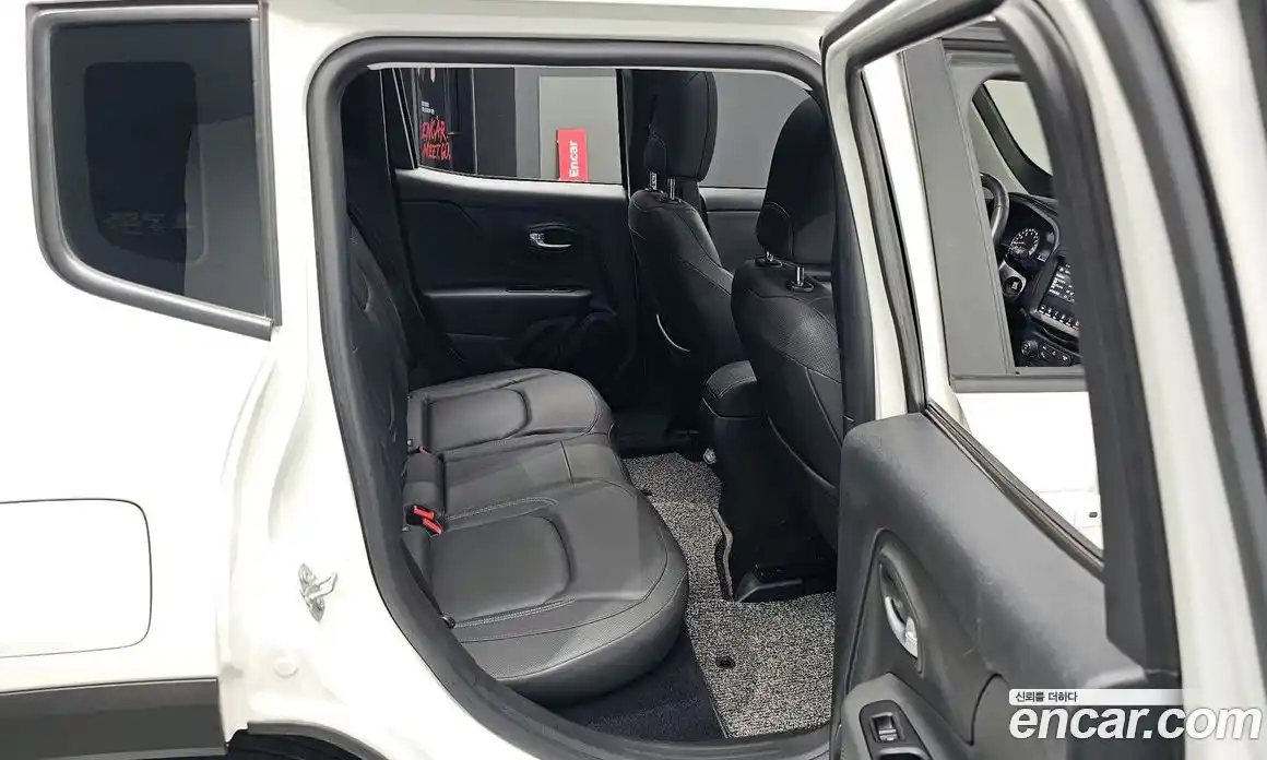 Jeep Renegade 2021 2.4 гидро в Москве № 199455, фото 12