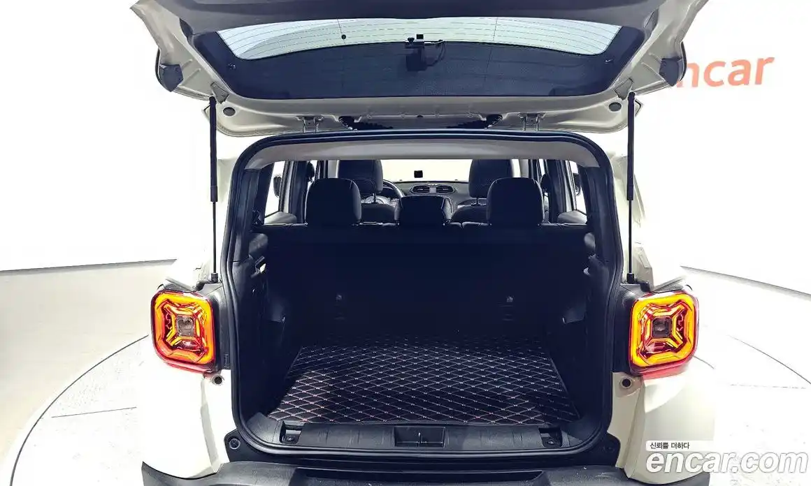 Jeep Renegade 2021 2.4 гидро в Москве № 199455, фото 20