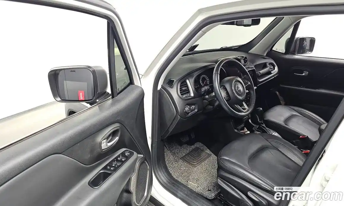 Jeep Renegade 2021 2.4 гидро в Москве № 199455, фото 10