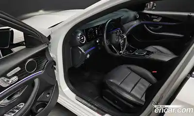 Mercedes-Benz E-Class 2023 2.0 гидро, миниатюра 11