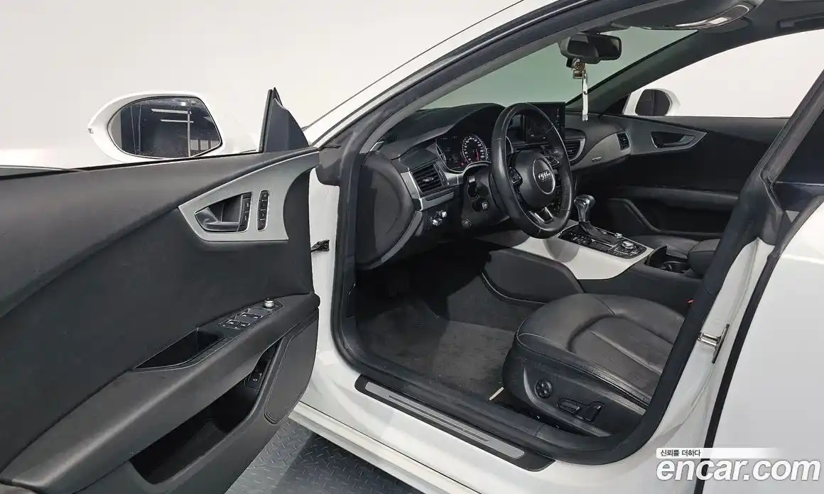 Audi A7 2013 3.0 гидро в Москве № 212706, фото 10