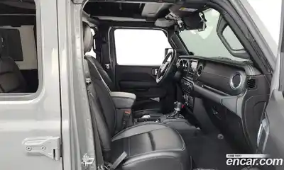 Jeep Wrangler 2021 2.0 гидро в Москве № 215443, миниатюра 11