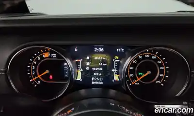 Jeep Wrangler 2021 2.0 гидро в Москве № 215443, миниатюра 8