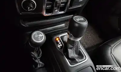 Jeep Wrangler 2021 2.0 гидро в Москве № 215443, миниатюра 9