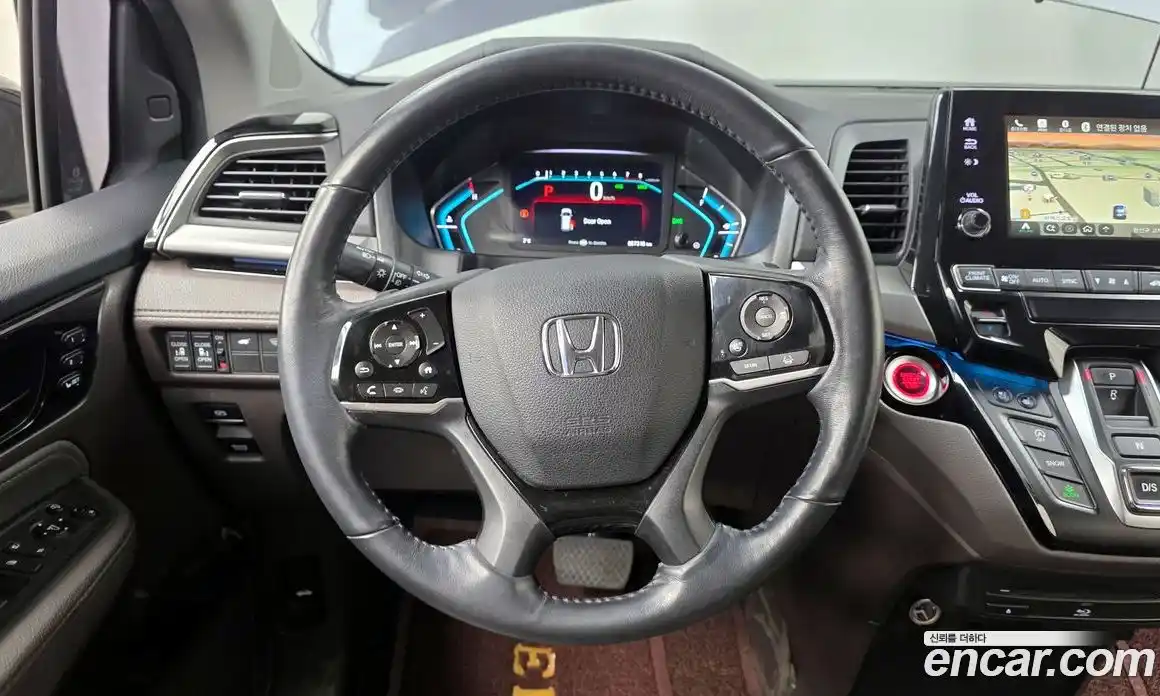 Honda Odyssey 2018 3.5 гидро в Москве № 215695, фото 13