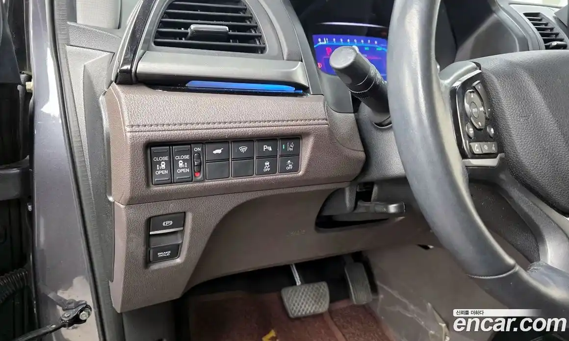 Honda Odyssey 2018 3.5 гидро в Москве № 215695, фото 16