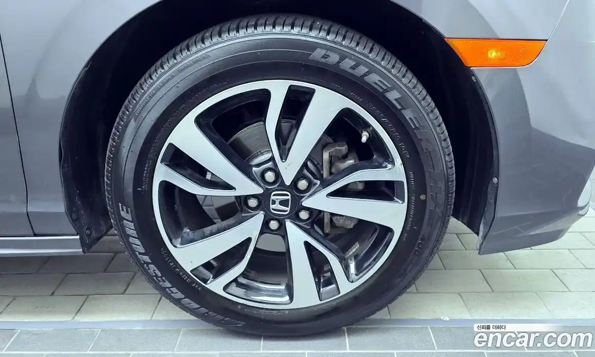 Honda Odyssey 2018 3.5 гидро в Москве № 215695, фото 5