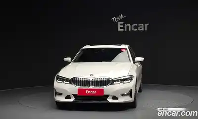 BMW 3-Series 2019 2.0 гидро в Москве № 229186, миниатюра 3