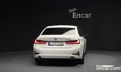BMW 3-Series 2019 2.0 гидро в Москве № 229186, миниатюра 4