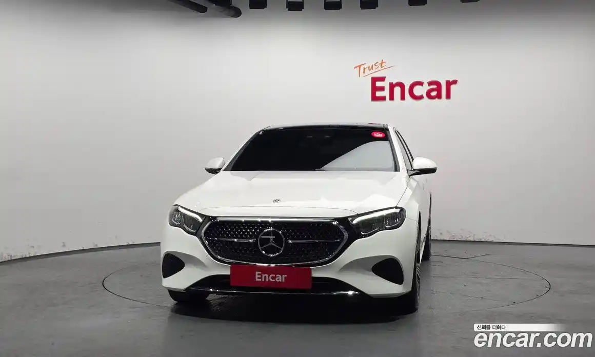 Mercedes-Benz E-Class 2025 2.0 гидро в Москве № 229455, фото 3