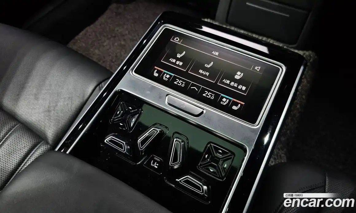 Audi A8 2021 3.0 гидро в Москве № 230060, фото 16
