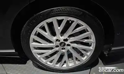 Audi A8 2021 3.0 гидро в Москве № 230060, миниатюра 5