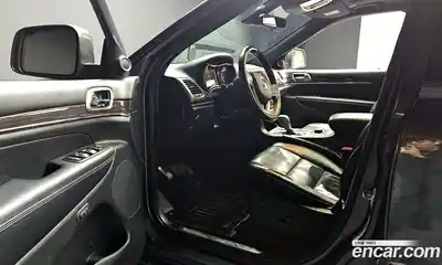 Jeep Cherokee 2017 3.6 гидро в Москве № 232658, миниатюра 12