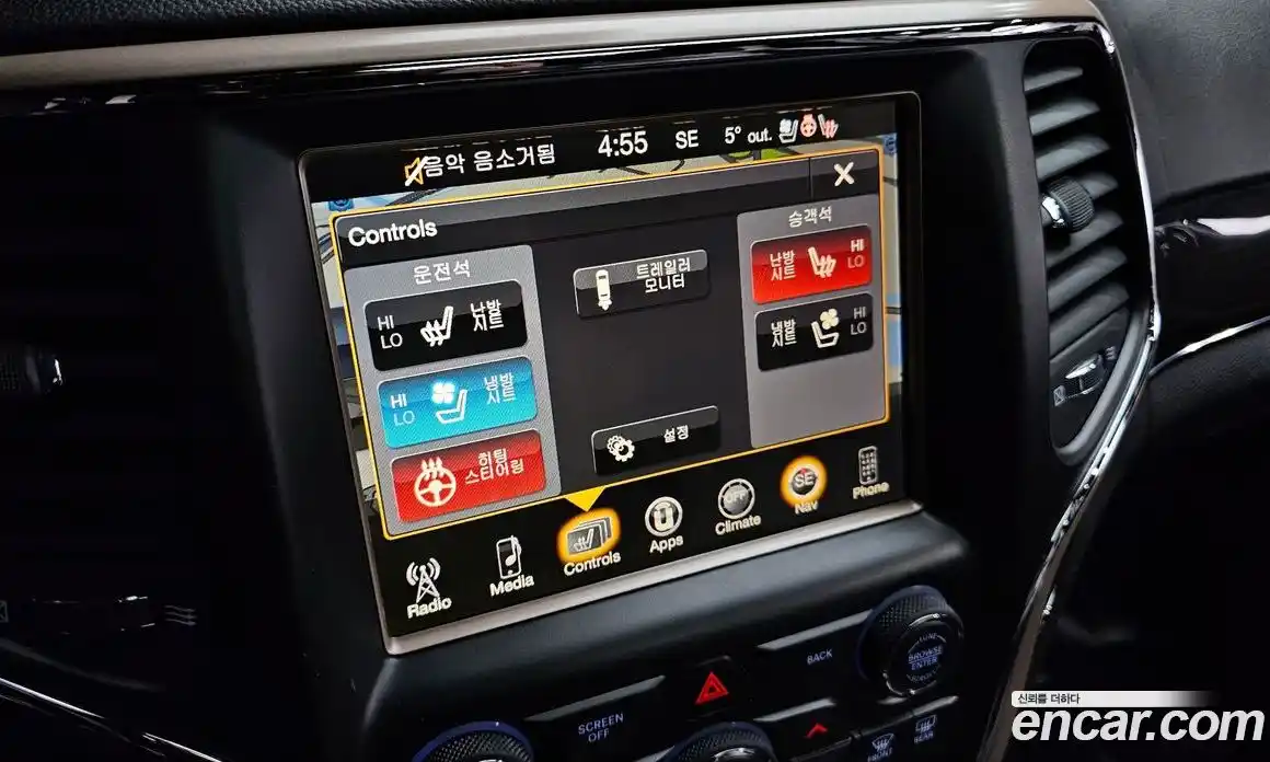 Jeep Cherokee 2017 3.6 гидро в Москве № 232658, фото 17