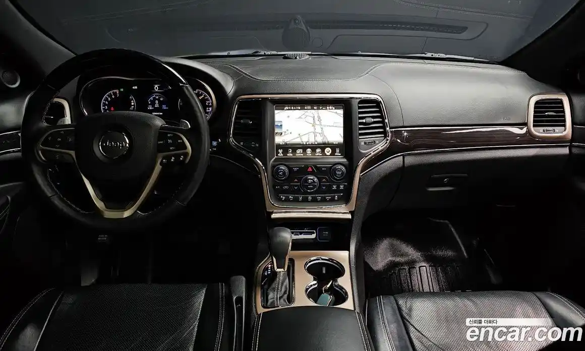 Jeep Cherokee 2017 3.6 гидро в Москве № 232658, фото 7