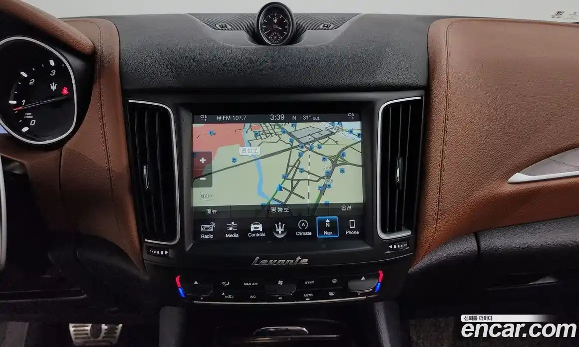 Maserati Levante 2018 3.0 гидро в Москве № 255919, фото 15