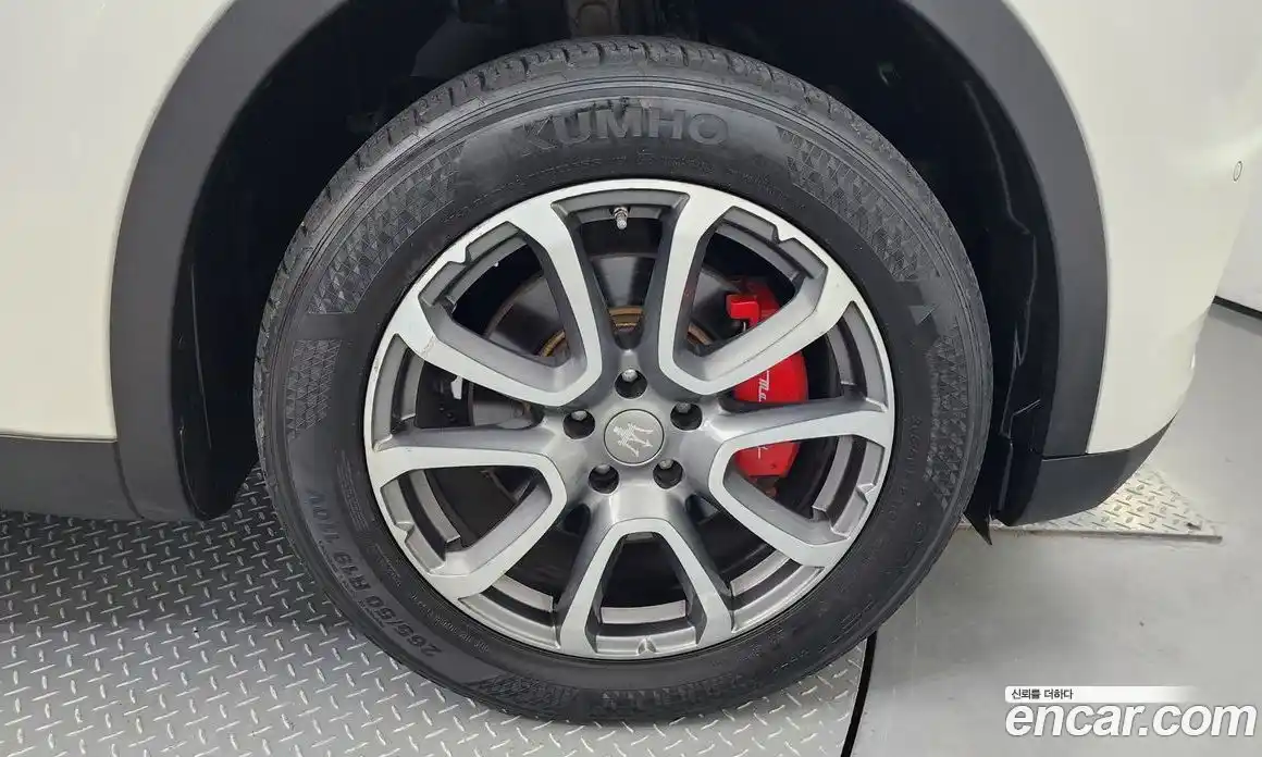 Maserati Levante 2018 3.0 гидро в Москве № 255919, фото 5