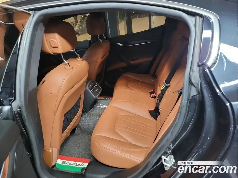 Maserati Ghibli 2022 2.0 гидро в Москве № 256002, фото 9