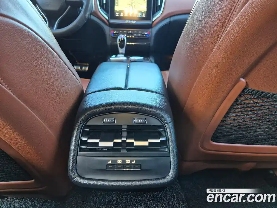 Maserati Ghibli 2017 3.0 гидро в Москве № 256028, фото 17