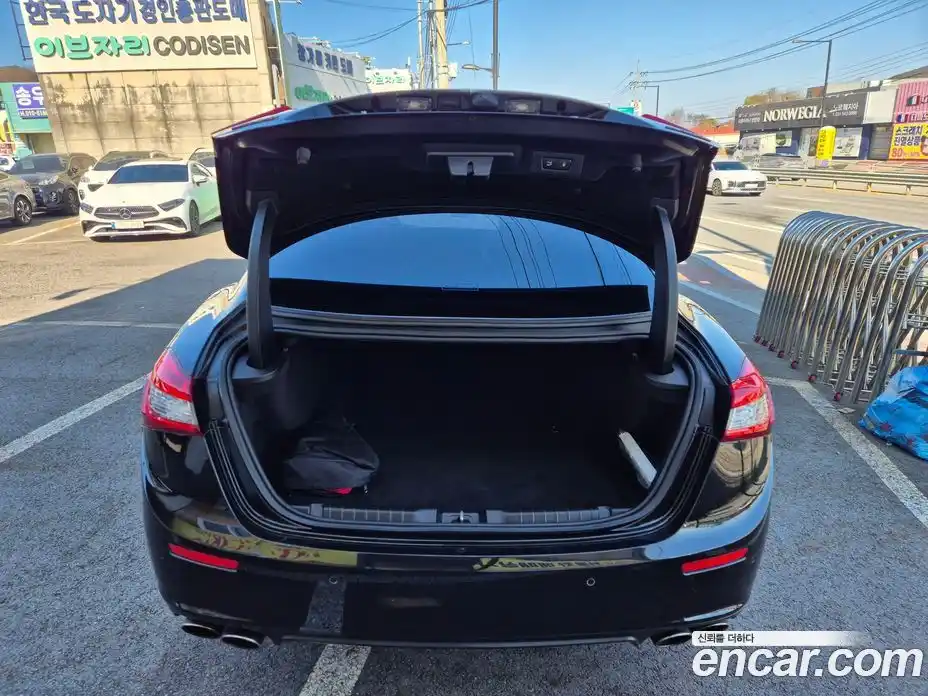 Maserati Ghibli 2017 3.0 гидро в Москве № 256028, фото 18