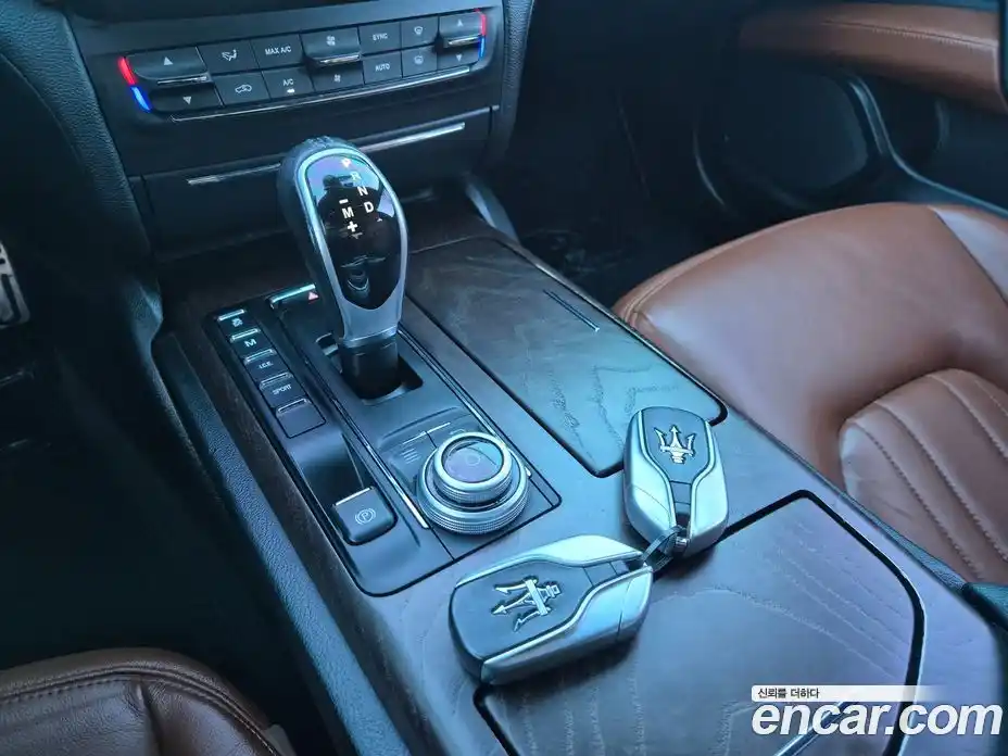 Maserati Ghibli 2017 3.0 гидро в Москве № 256028, фото 10