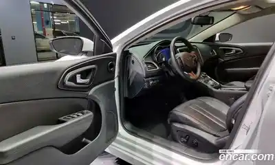 Chrysler 200 2015 2.4 гидро в Москве № 256738, миниатюра 11