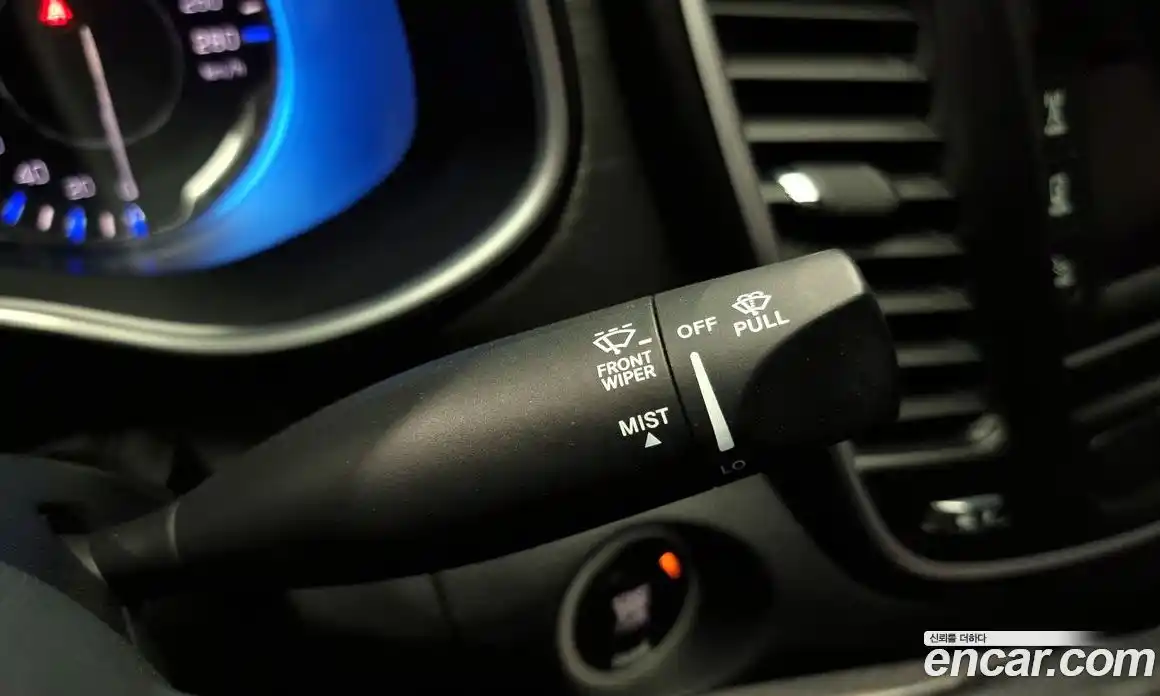 Chrysler 200 2015 2.4 гидро в Москве № 256738, фото 18