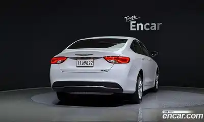 Chrysler 200 2015 2.4 гидро в Москве № 256738, миниатюра 4