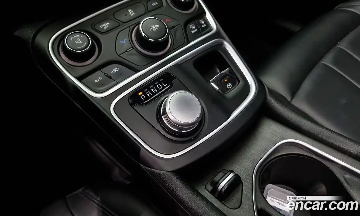 Chrysler 200 2015 2.4 гидро в Москве № 256738, фото 9