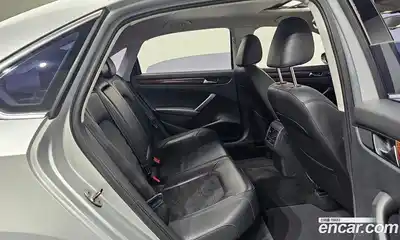 Volkswagen Passat 2013 2.0 гидро в Москве № 277438, миниатюра 12