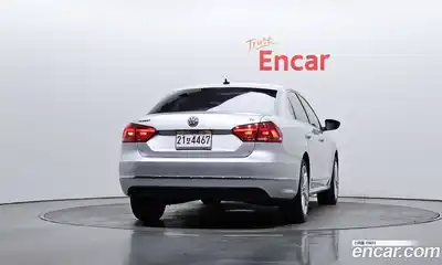 Volkswagen Passat 2013 2.0 гидро в Москве № 277438, миниатюра 4