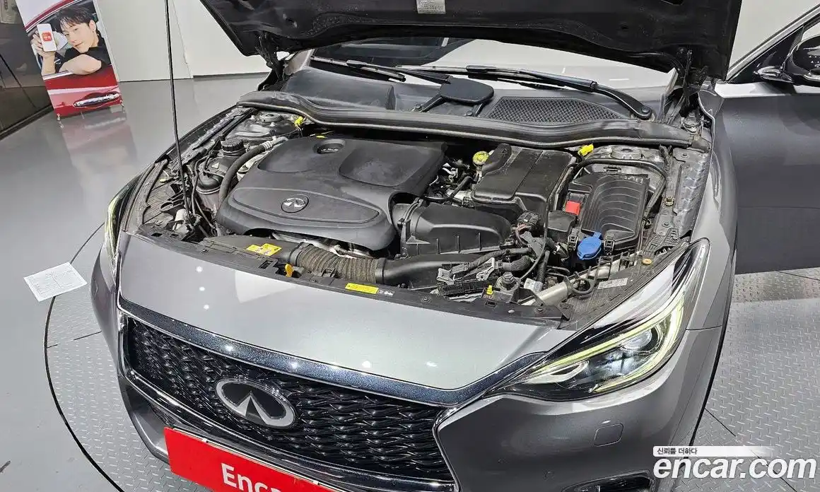 Infiniti Q30 2017 2.0 гидро в Москве № 294281, фото 6
