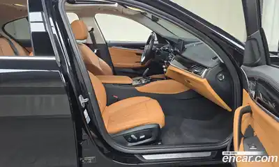 BMW 5-Series 2019 2.0 гидро в Москве № 303618, миниатюра 11