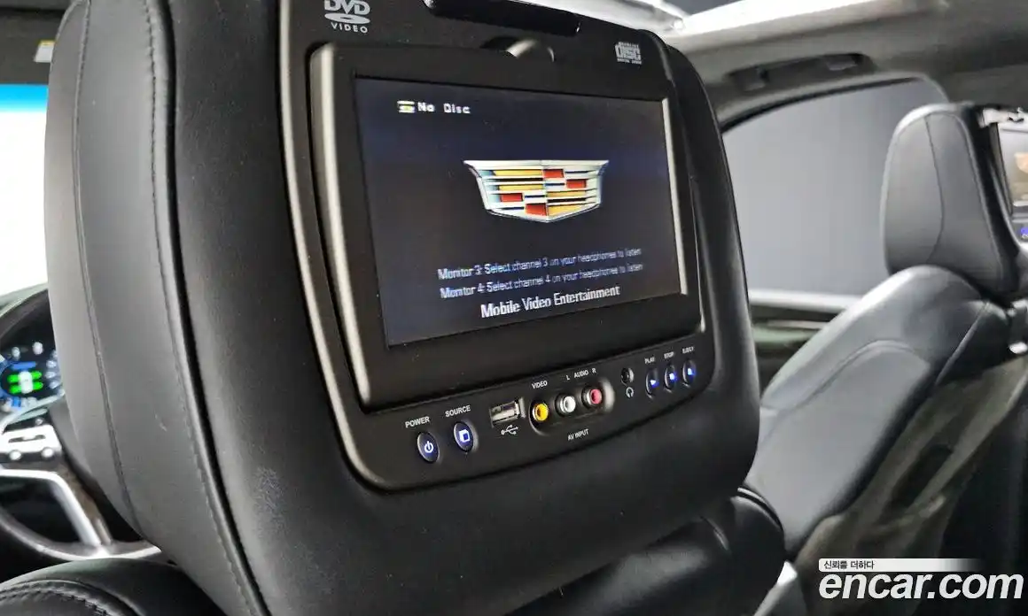 Cadillac Escalade 2019 6.2 гидро в Москве № 306672, фото 19