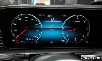 Mercedes-Benz GLS-Class 2022 2.9 гидро в Москве № 322327, миниатюра 8
