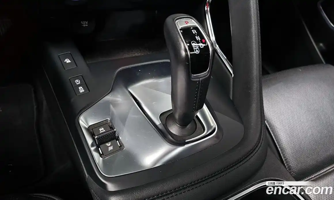 Jaguar E-Pace 2018 2.0 гидро в Москве № 335820, фото 9
