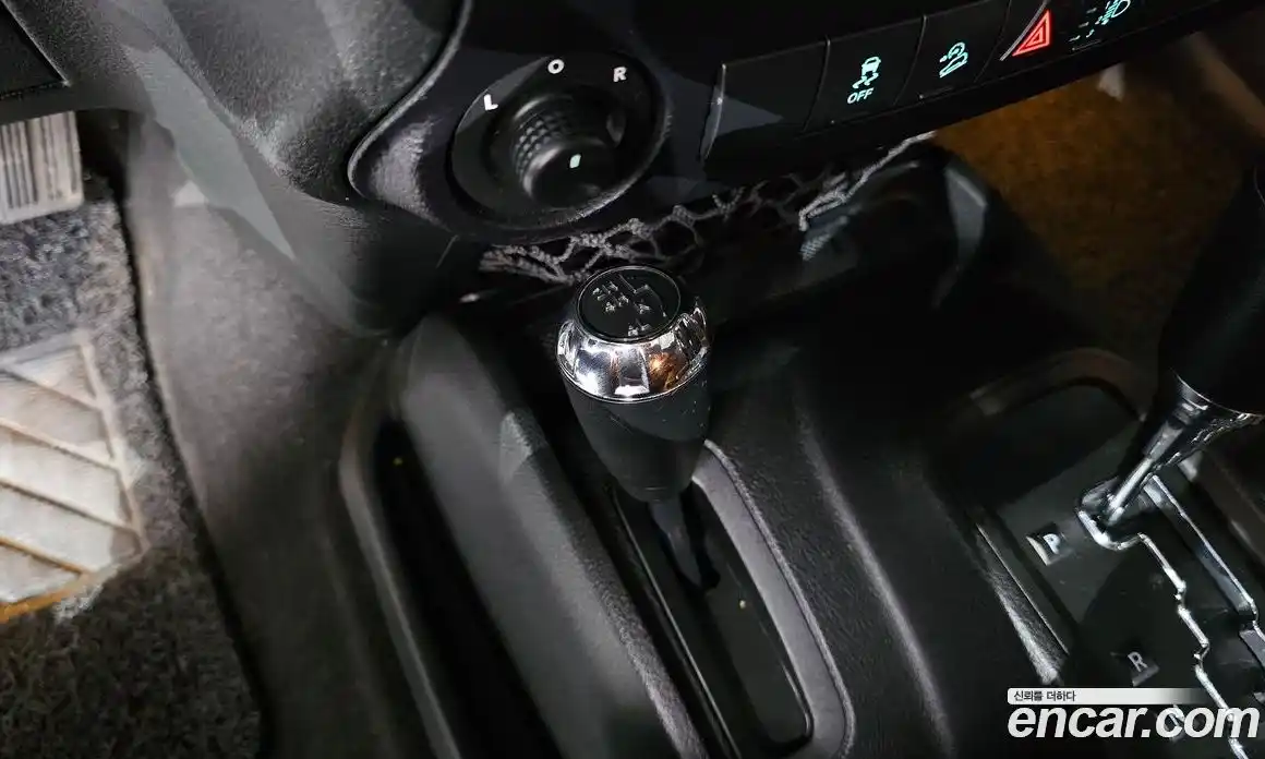 Jeep Wrangler 2014 2.8 гидро в Москве № 340151, фото 18