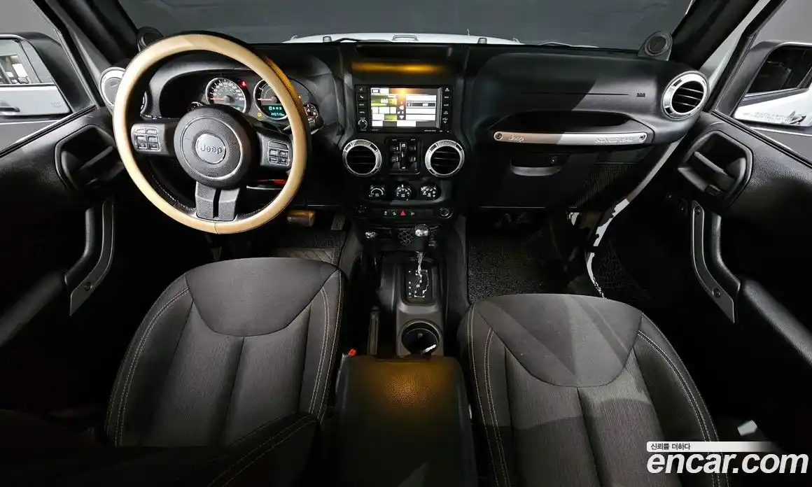 Jeep Wrangler 2014 2.8 гидро в Москве № 340151, фото 7