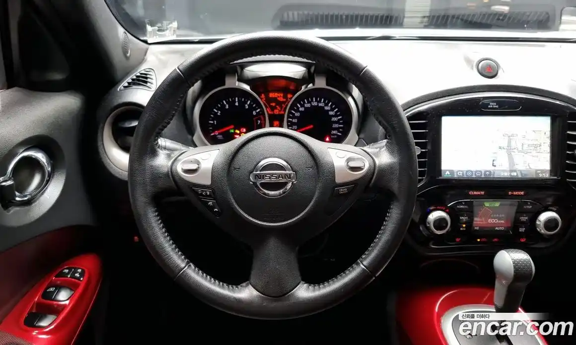 Nissan Juke 2017 1.6 гидро в Москве № 342612, фото 13