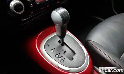 Nissan Juke 2017 1.6 гидро в Москве № 342612, миниатюра 9