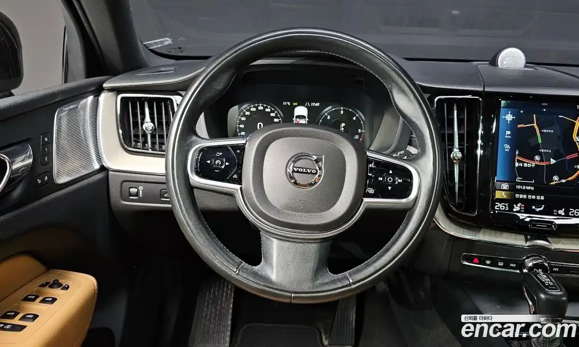 Volvo XC60 2018 2.0 гидро в Москве № 344222, фото 13