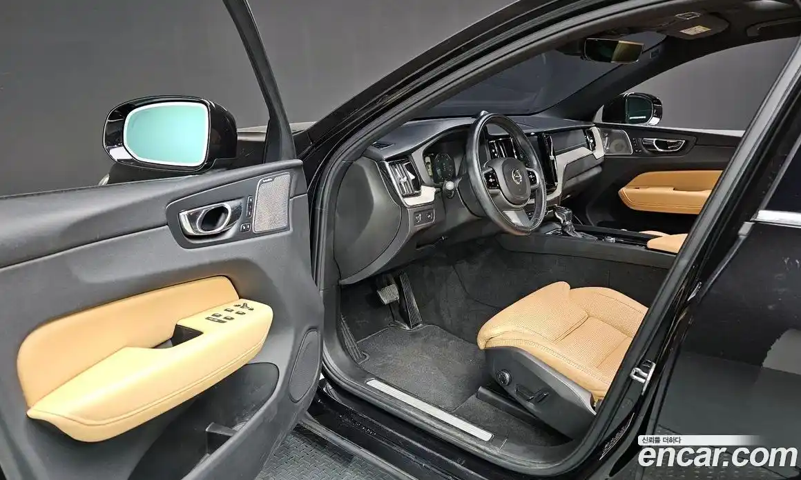 Volvo XC60 2018 2.0 гидро в Москве № 344222, фото 10