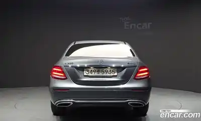 Mercedes-Benz E-Class 2020 2.0 гидро, миниатюра 4