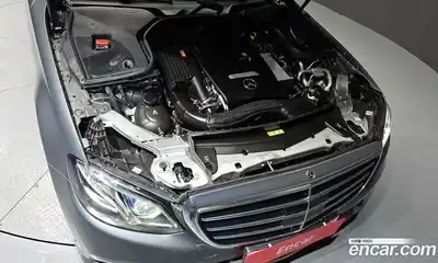 Mercedes-Benz E-Class 2020 2.0 гидро, миниатюра 6